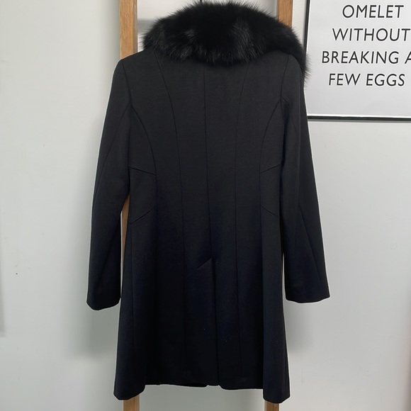 EUC beautiful Ellen Tracy wool blend coat with fur collar - Picture 6 of 6
